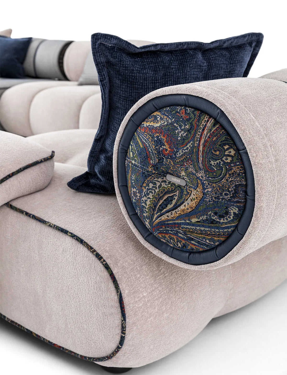 Orion Sofa | Saloni